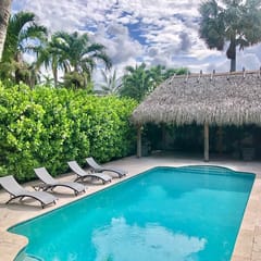 Villa Palma: Hollywood Beach Walk