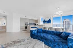 Millionaire Condo 𝙗𝙮 𝙎𝙏𝘼𝙔-𝙏𝙊𝘿𝘼𝙔 | Hyde Beach House