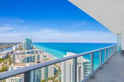 Wonderful Condo by the Sea 𝙗𝙮 𝙎𝙏𝘼𝙔-𝙏𝙊𝘿𝘼𝙔 | Lyfe resort