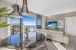 Stylish Apartment with Breathtaking View 𝙗𝙮 𝙎𝙏𝘼𝙔-𝙏𝙊𝘿𝘼𝙔 | Hyde Beach House