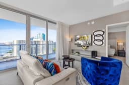 Aqua Vista Hideaway 𝙗𝙮 𝙎𝙏𝘼𝙔-𝙏𝙊𝘿𝘼𝙔 |  Hyde Beach House