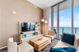 Unbeatable Location: Oceanview Condo 𝙗𝙮 𝙎𝙏𝘼𝙔-𝙏𝙊𝘿𝘼𝙔 | Lyfe Resort
