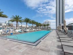 Waterfront Luxury Resort 𝙗𝙮 𝙎𝙏𝘼𝙔-𝙏𝙊𝘿𝘼𝙔 | Hyde Beach House