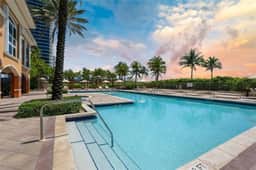 Bayside Townhome with Private Beach Access 𝙗𝙮 𝙎𝙏𝘼𝙔-𝙏𝙊𝘿𝘼𝙔