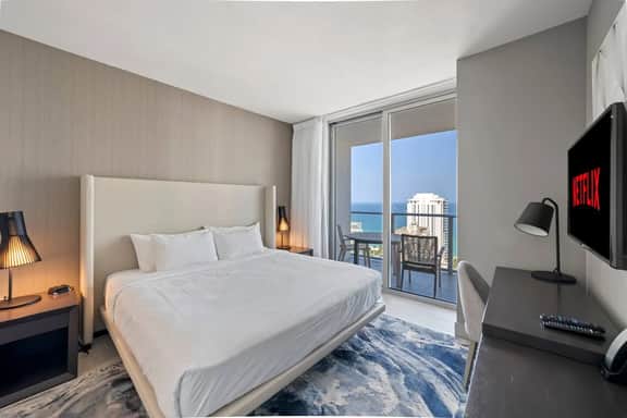 Cliffside Retreat 𝙗𝙮 𝙎𝙏𝘼𝙔-𝙏𝙊𝘿𝘼𝙔 | Hyde Beach House
