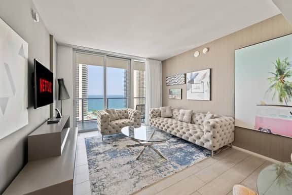 Cliffside Retreat 𝙗𝙮 𝙎𝙏𝘼𝙔-𝙏𝙊𝘿𝘼𝙔 | Hyde Beach House