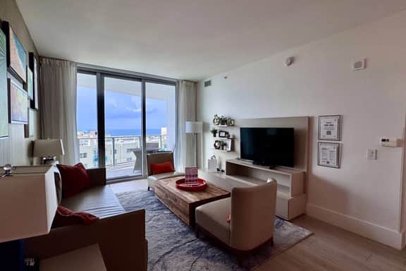 Urban Oasis in Luxury Oceanview Apartment 𝙗𝙮 𝙎𝙏𝘼𝙔-𝙏𝙊𝘿𝘼𝙔 | Lyfe resort