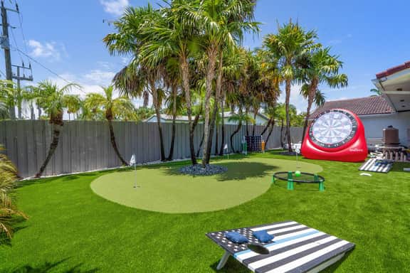 Spacious Modern Home w/ Pool & Sauna 𝙗𝙮 𝙎𝙏𝘼𝙔-𝙏𝙊𝘿𝘼𝙔 | Adams Mansion