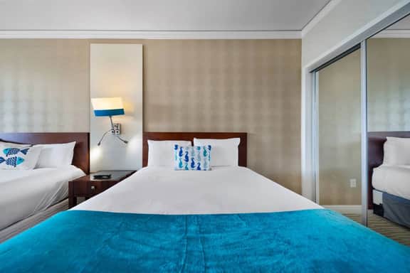 Exclusive Luxury Beach Resort Suite 𝙗𝙮 𝙎𝙏𝘼𝙔-𝙏𝙊𝘿𝘼𝙔 | Trump Sunny Isles Beach