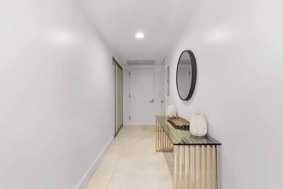 Sunny Beachside Retreat 𝙗𝙮 𝙎𝙏𝘼𝙔-𝙏𝙊𝘿𝘼𝙔 | Beachwalk Resort