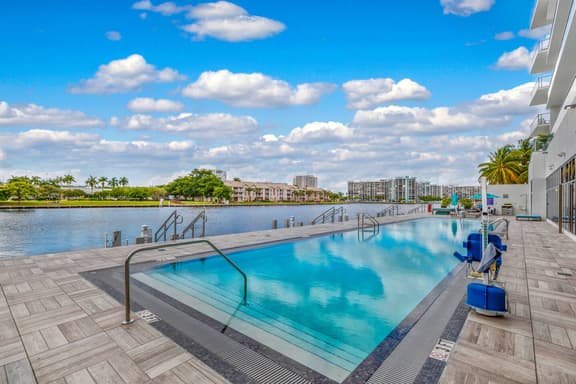 Seaside Serenity: Panoramic Ocean Views Await 𝙗𝙮 𝙎𝙏𝘼𝙔-𝙏𝙊𝘿𝘼𝙔 | Hyde Beach House